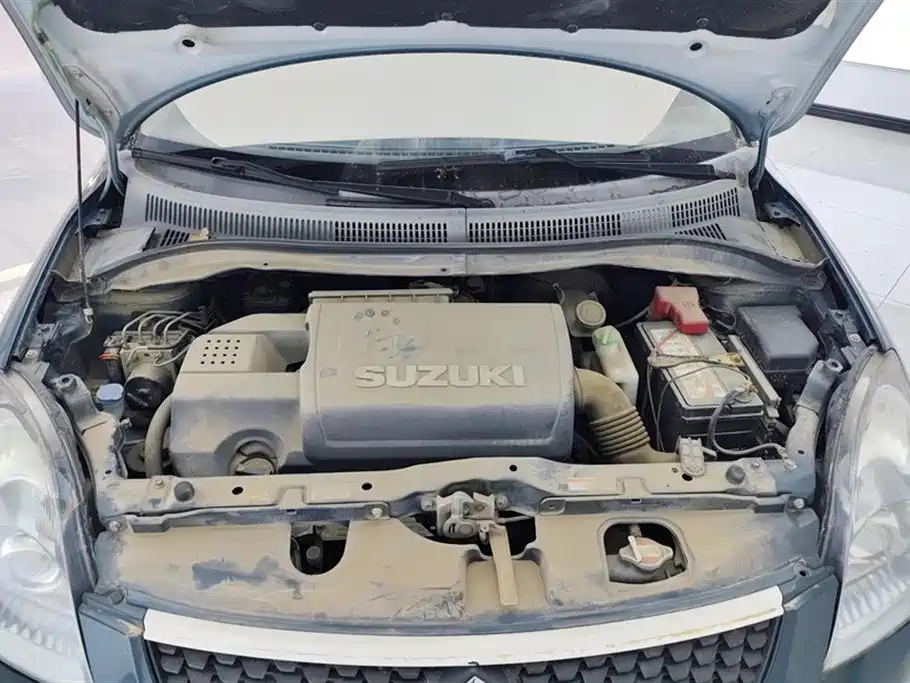 Swift 1.5 L Auto Fashion Cool Play