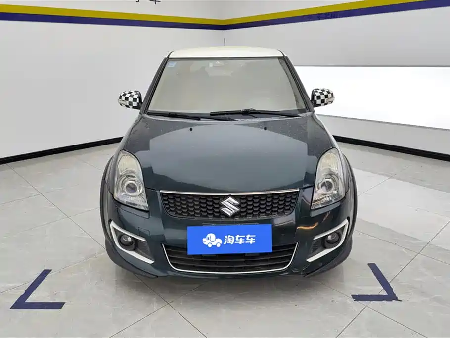 Swift 1.5 L Auto Fashion Cool Play