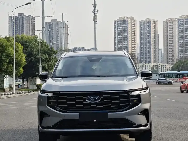 Ford Edge Edge L 2.0 T EcoBoost 2 WD 7-seat Luxury