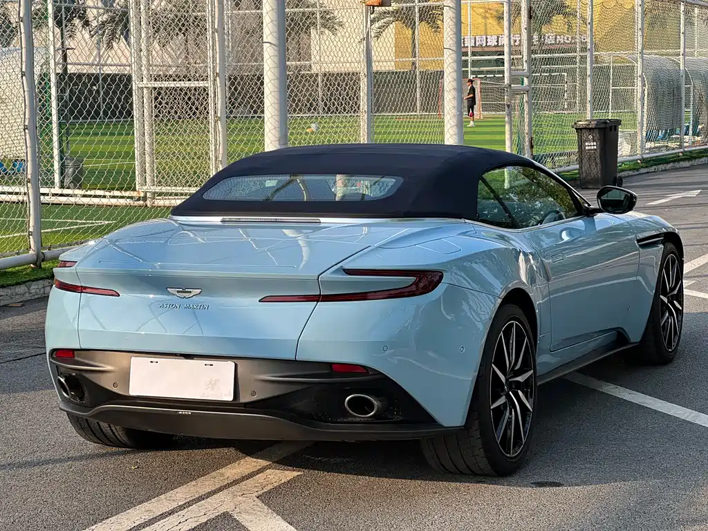 Aston Martin DB11 4.0 T V8 Volante