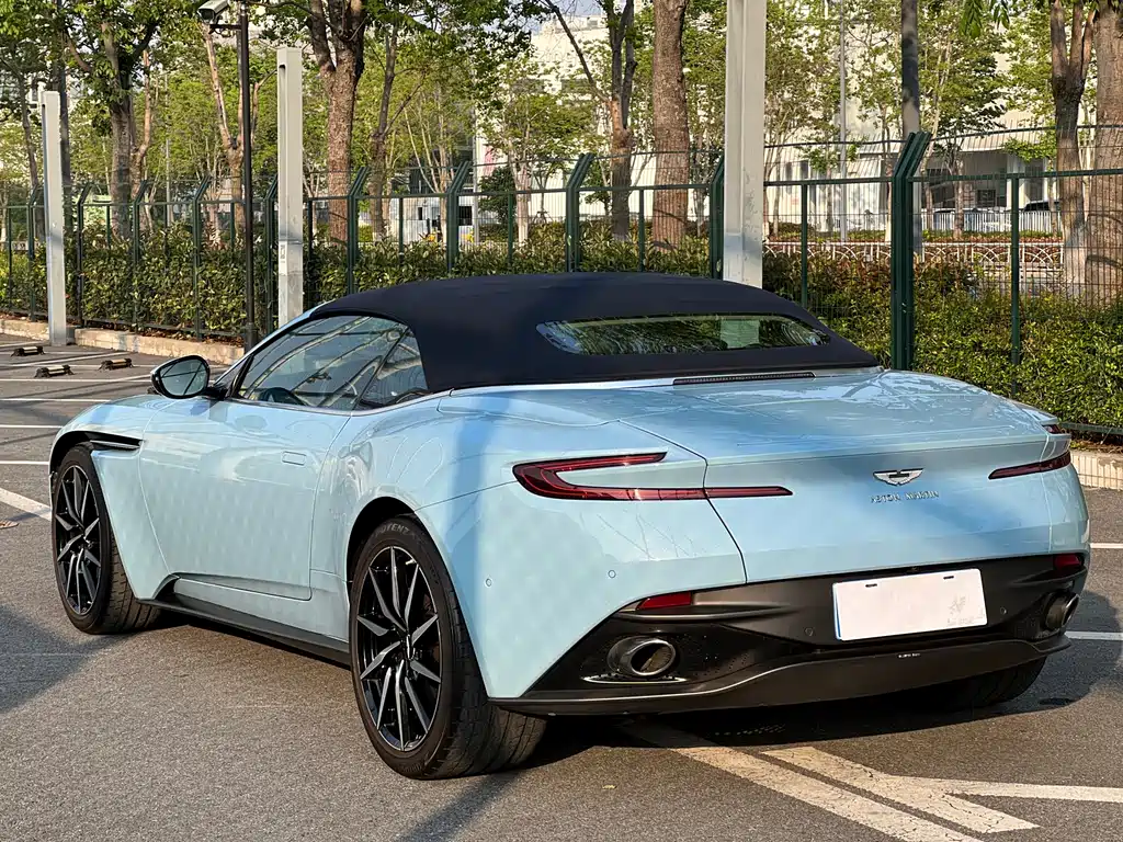 Aston Martin DB11 4.0 T V8 Volante