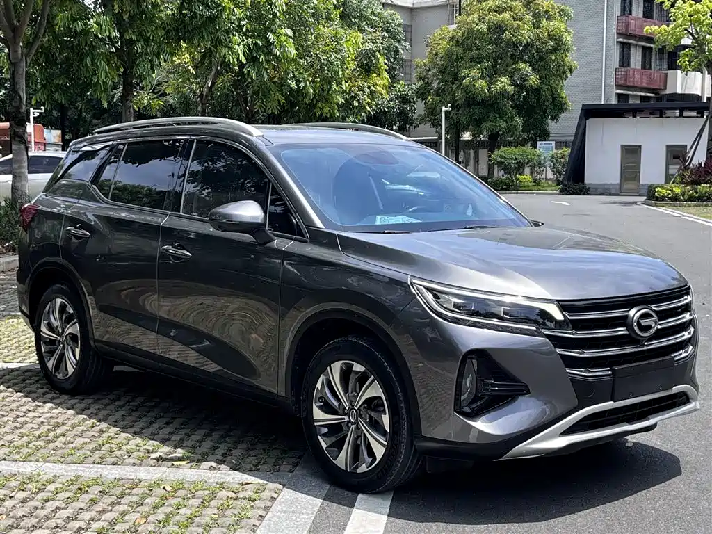 GAC Trumpchi GS4 270 T Auto Connected Tech