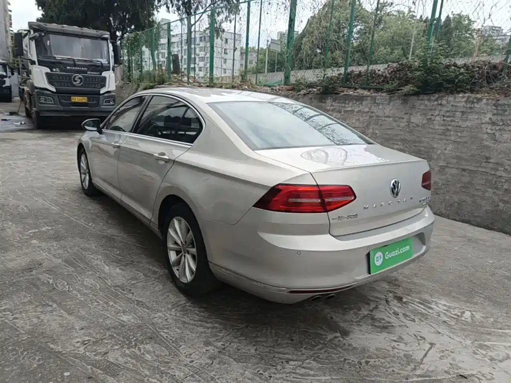 Magotan 330 TSI DSG Leading