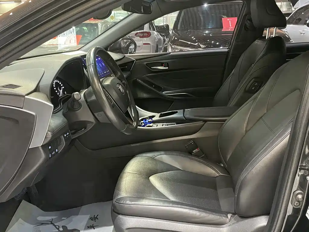 Avalon 2.0 L Luxury
