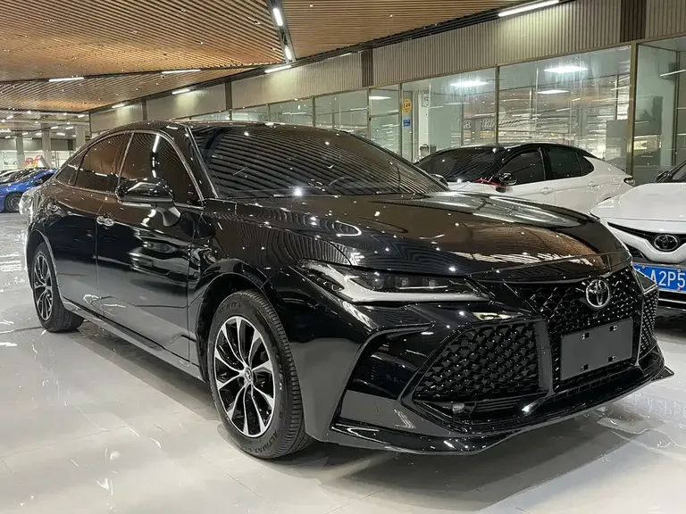 Toyota Avalon 2.0 L Luxury