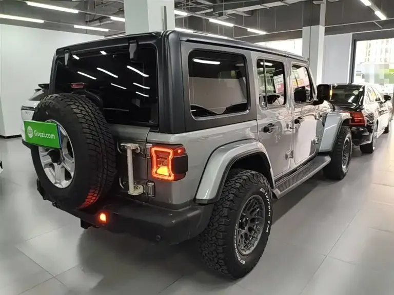 Jeep Wrangler 2.0 T Sahara 4-door CN-VI