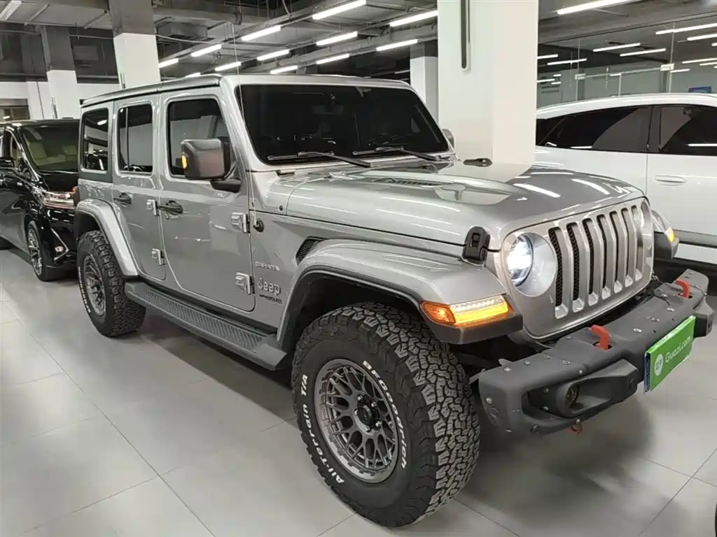 Wrangler 2.0 T Sahara 4-door CN-VI