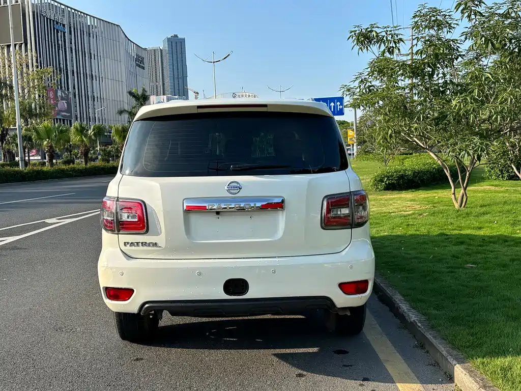 Patrol 4.0 L Leading Elite