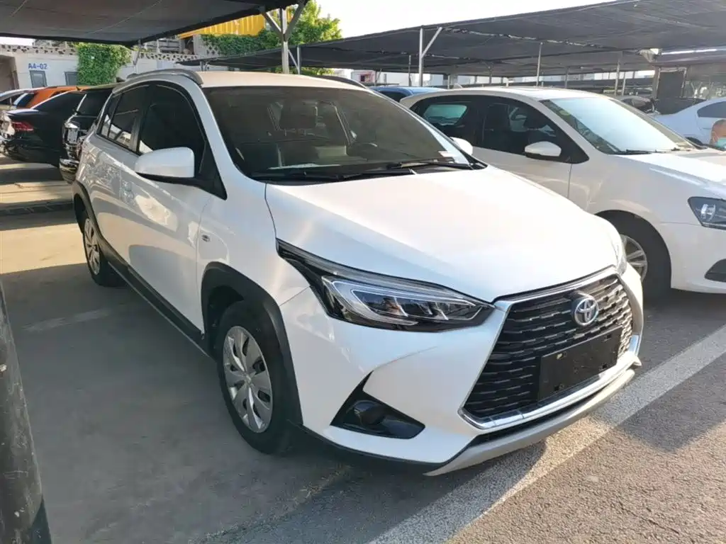 YARiS L Zhixuan Zhixuan X 1.5 L CVT Leading