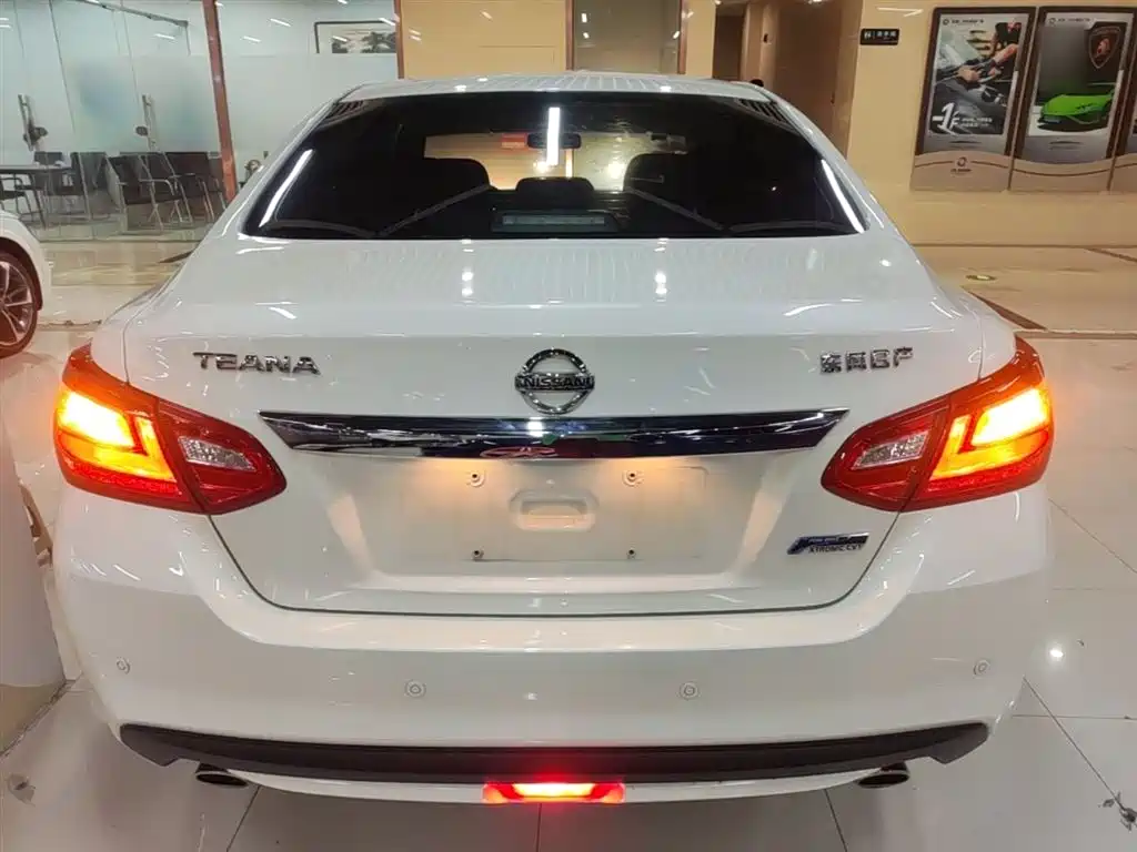 Teana Facelift 2.0 L XL Comfort
