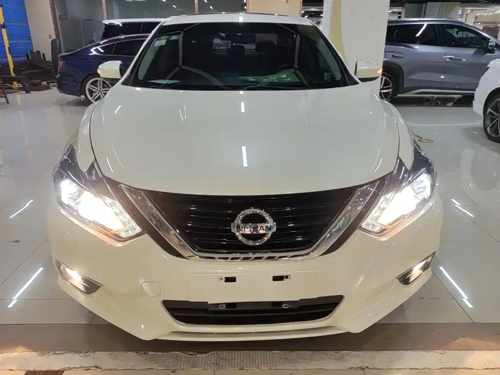 Teana Facelift 2.0 L XL Comfort