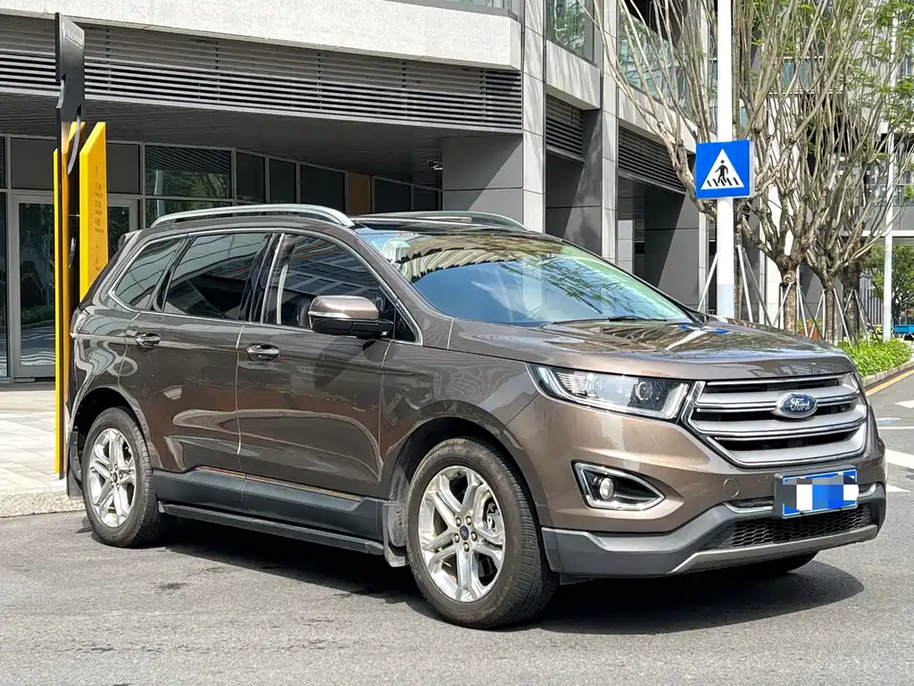 Edge EcoBoost 245 2 WD Grand Sharp 7-seat CN-V