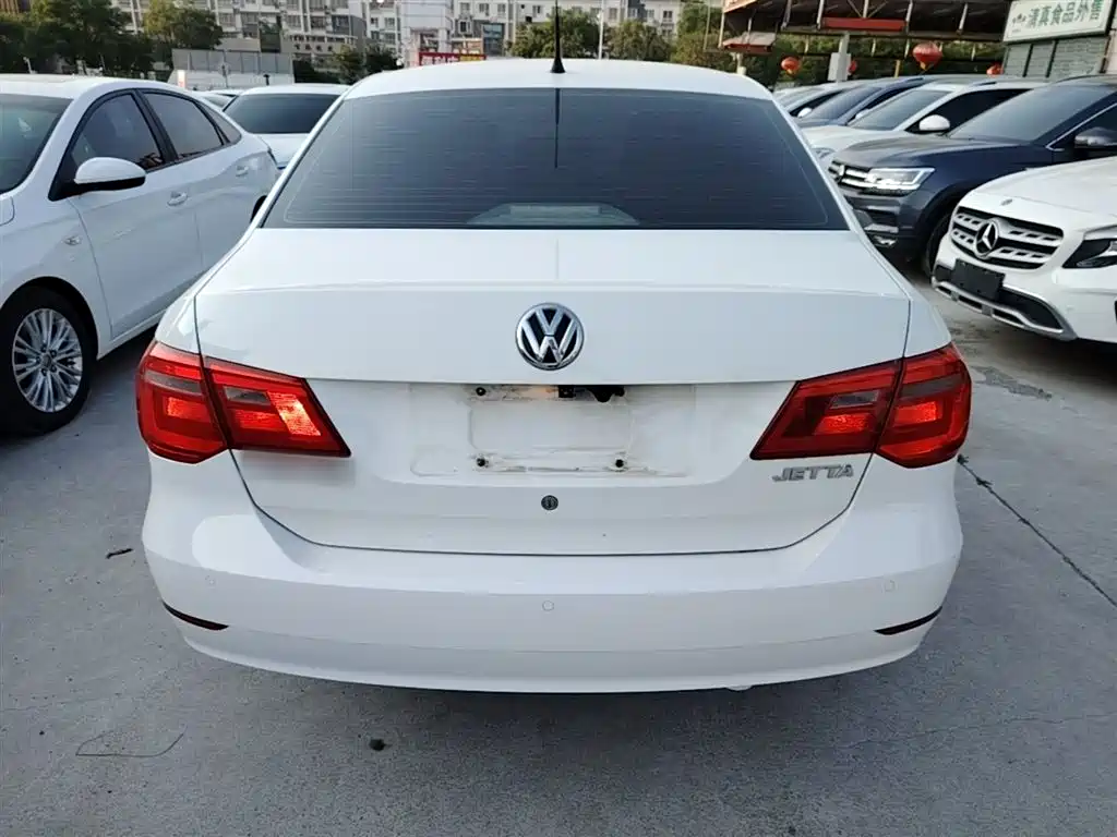Jetta 1.6 L Manual Comfort