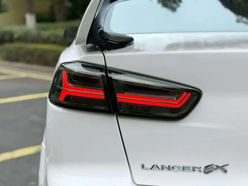 Lancer EX Zhishang 1.8 L CVT Limited