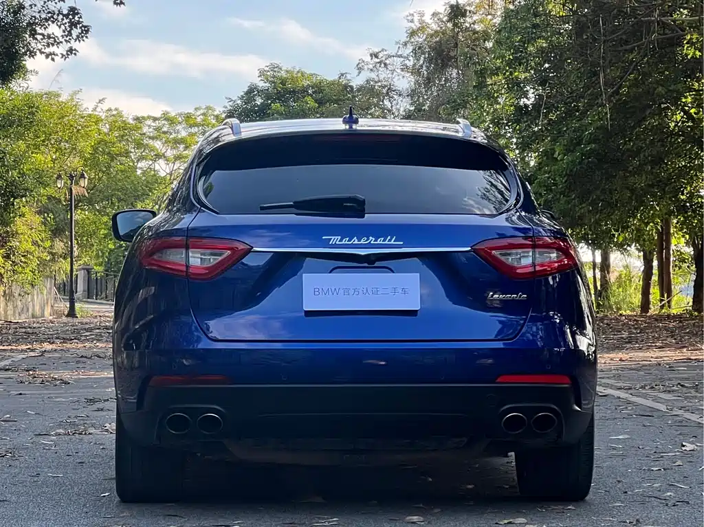 Levante 3.0 T Standard