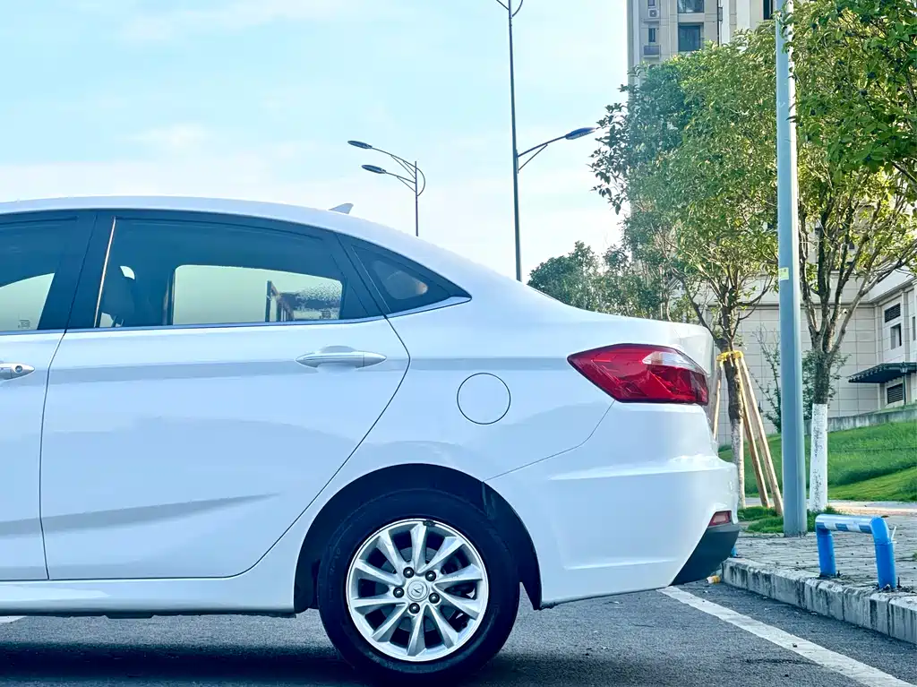 Yuexiang V7 1.6 L Manual Pleasure CN-IV