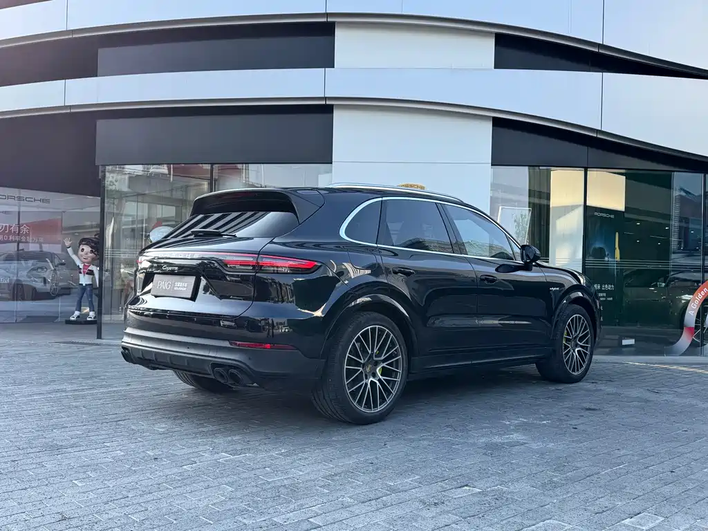 Cayenne NEV Cayenne E-Hybrid 2.0 T