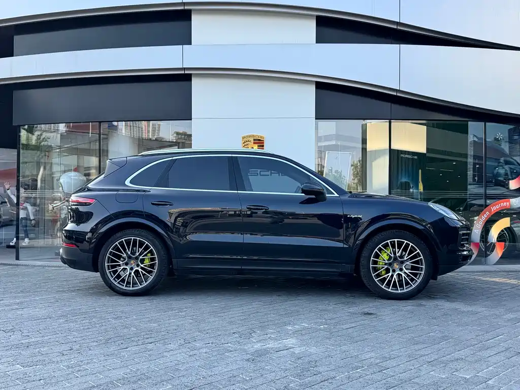 Cayenne NEV Cayenne E-Hybrid 2.0 T