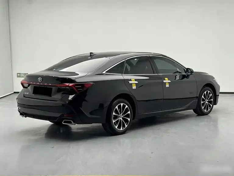 Toyota Avalon 2.0 L Select