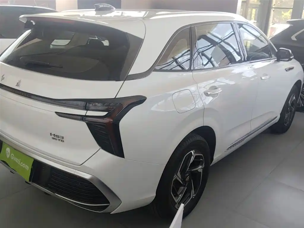 Hongqi HS3 1.5 T 2 WD Good Deed