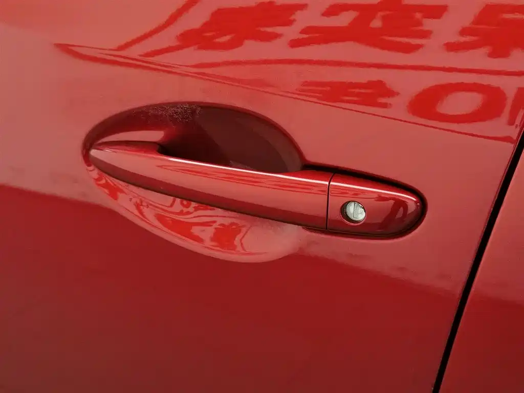Mazda 3 Axela Sedan 2.0 L Auto Distinguished CN-V
