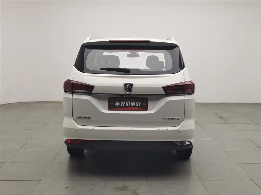Baojun 360 1.5 L CVT Elite CN-VI