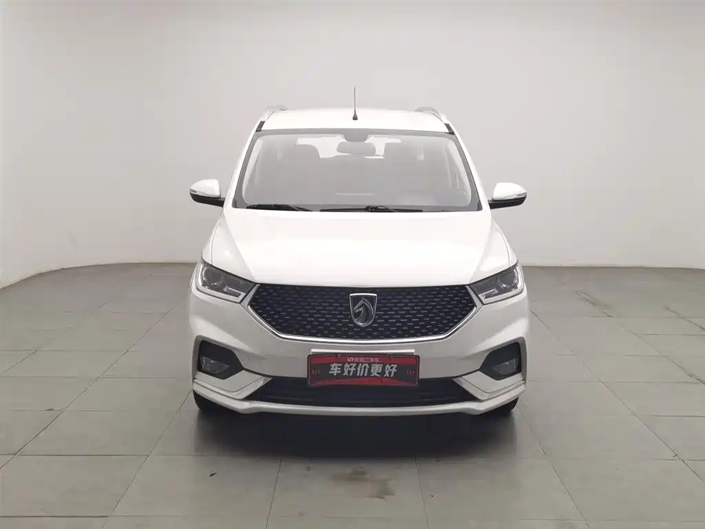 Baojun 360 1.5 L CVT Elite CN-VI
