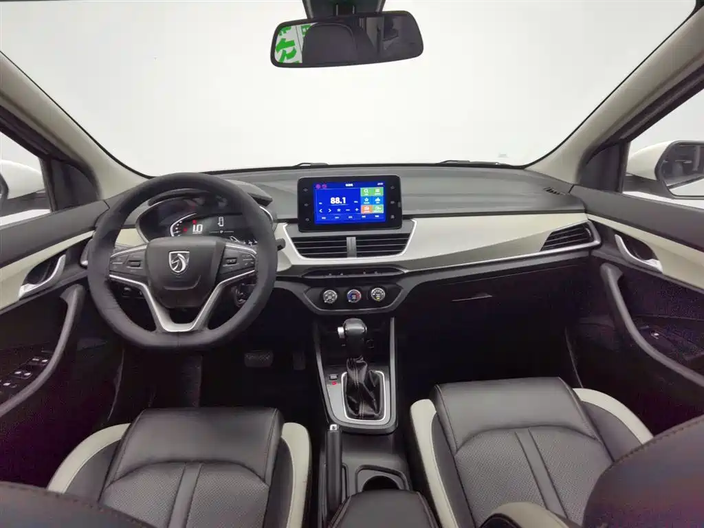 Baojun 360 1.5 L CVT Elite CN-VI