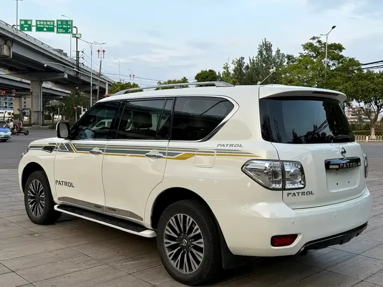 Nissan Patrol 4.0 L Leading Elite