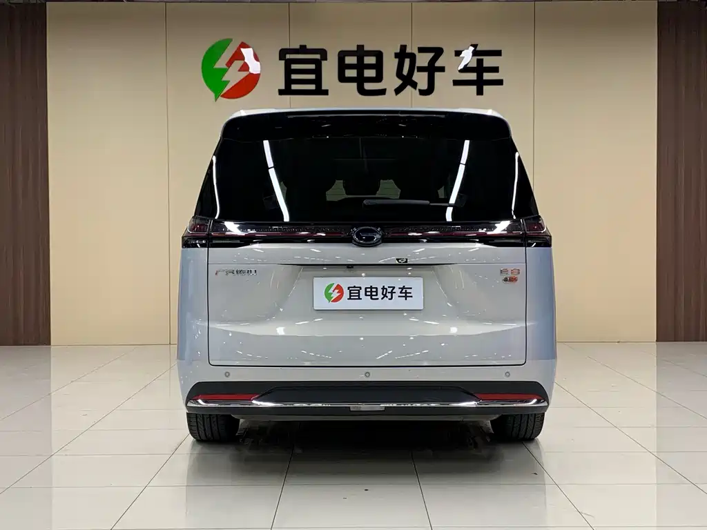 Trumpchi E8 NEV 150 km MAX+