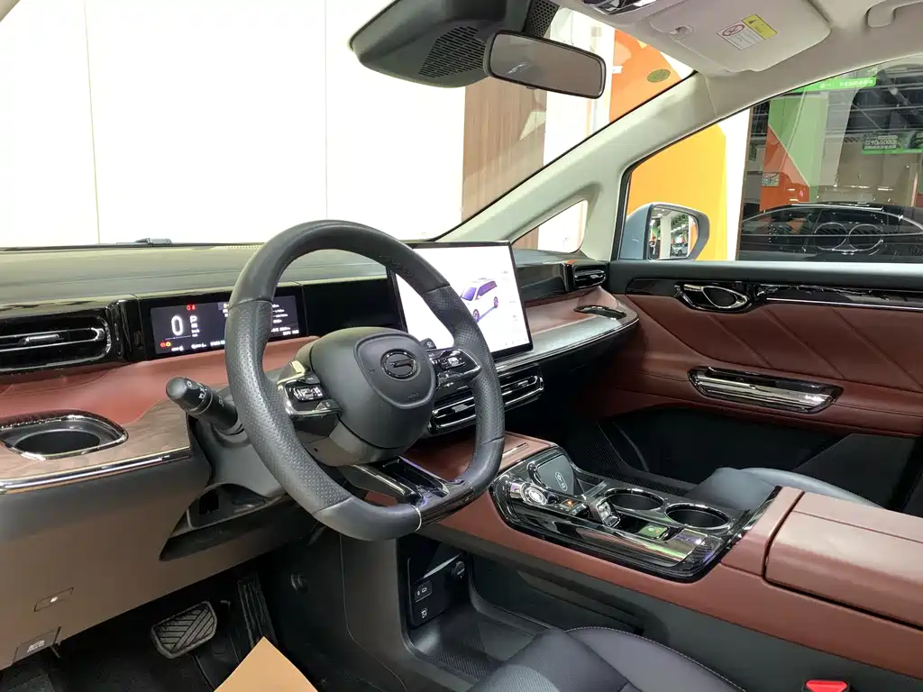 Trumpchi E8 NEV 150 km MAX+