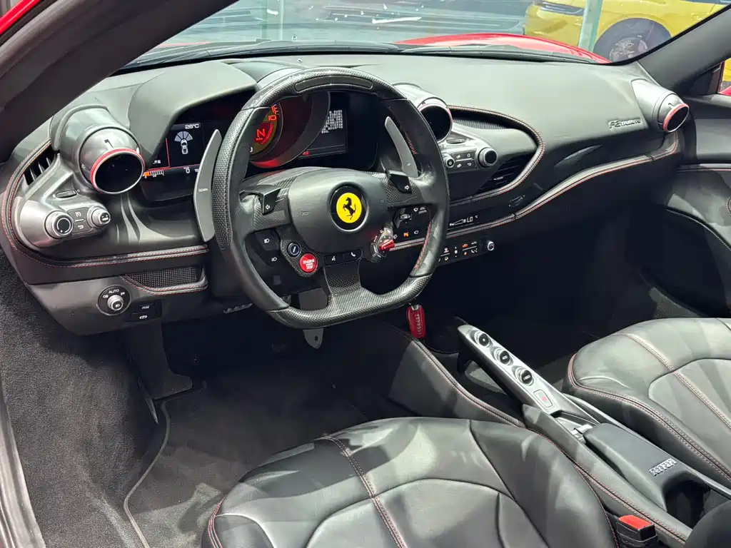 Ferrari F8 Tributo 3.9 T V8