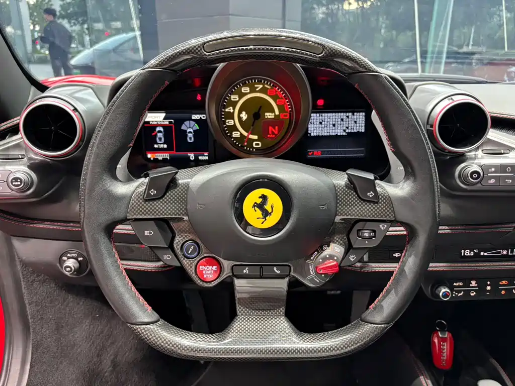 Ferrari F8 Tributo 3.9 T V8