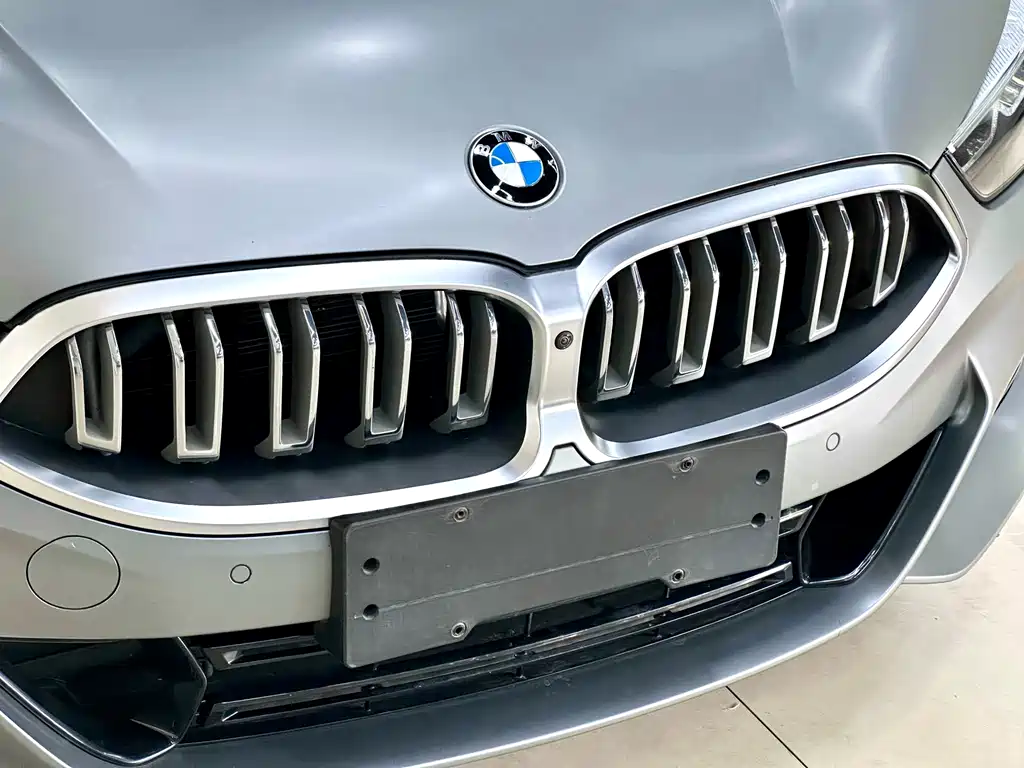 BMW 8 Series 840 i xDrive 4-door Coupe M Sport Package