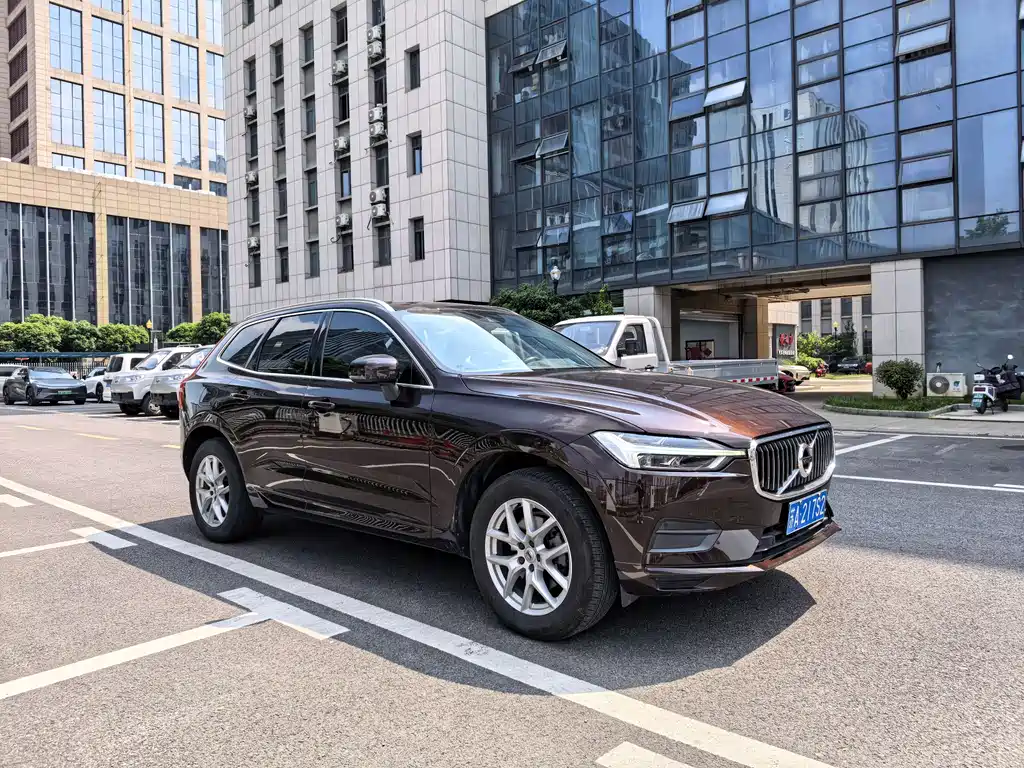 Volvo XC60 T5 4 WD Smart Ease