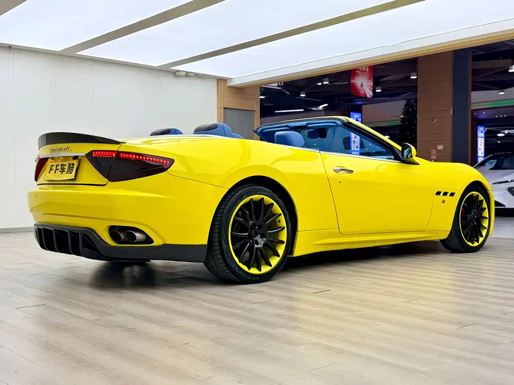 GranCabrio 4.7 L Sport
