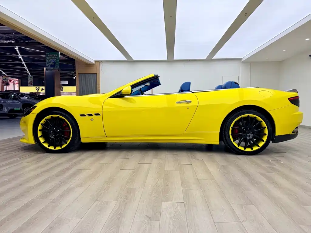 GranCabrio 4.7 L Sport