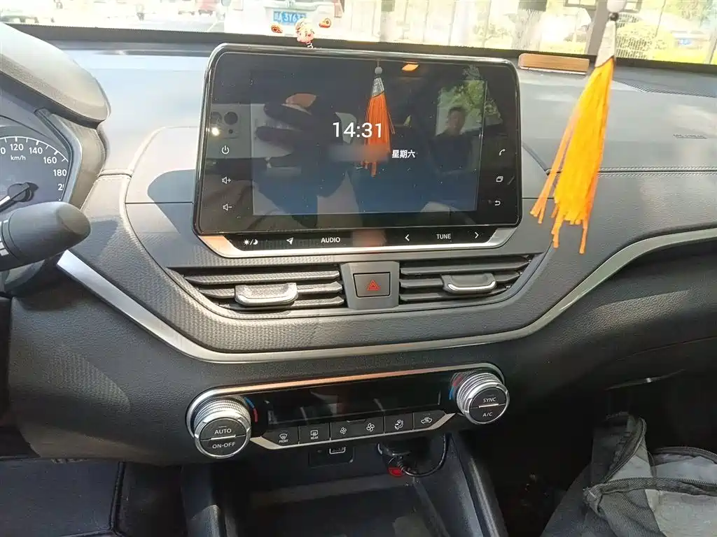 Teana 2.0 L XL Comfort