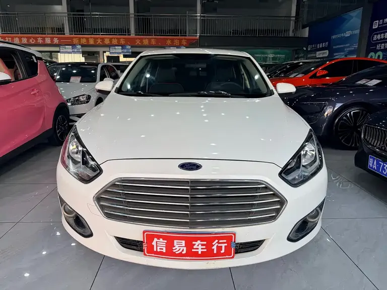 Ford Escort 1.5 L Auto Comfort