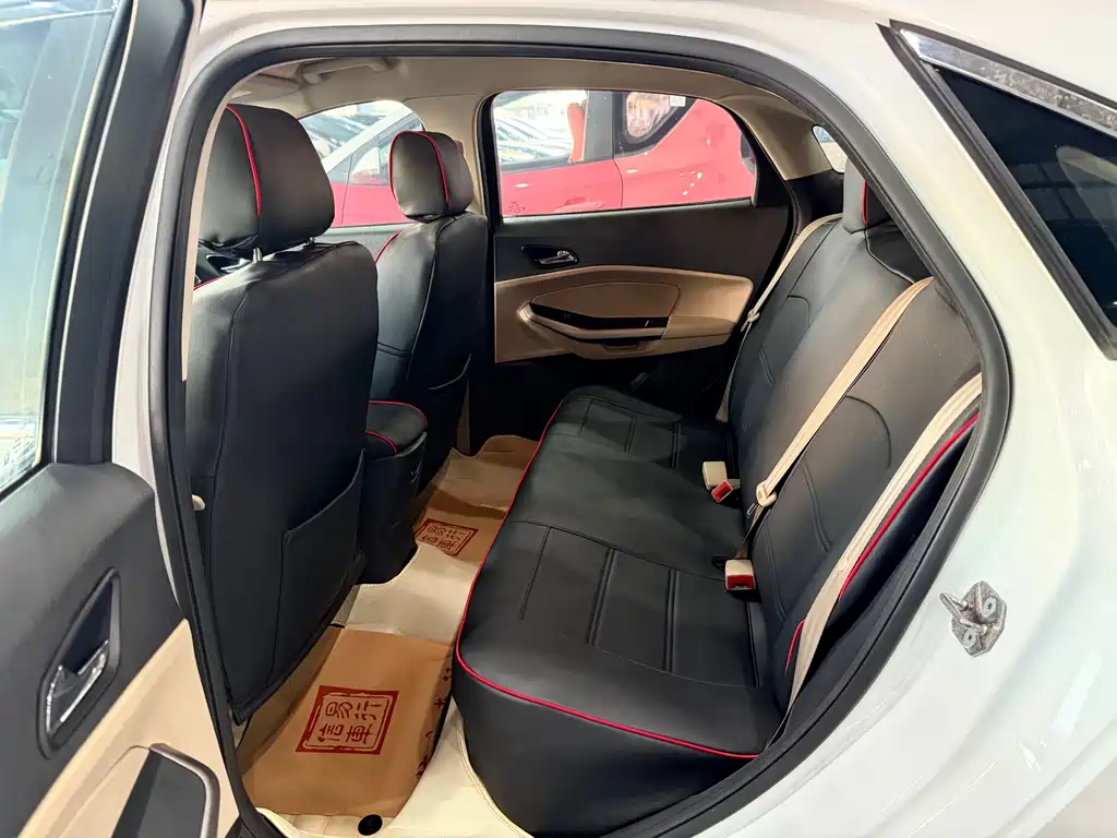 Escort 1.5 L Auto Comfort