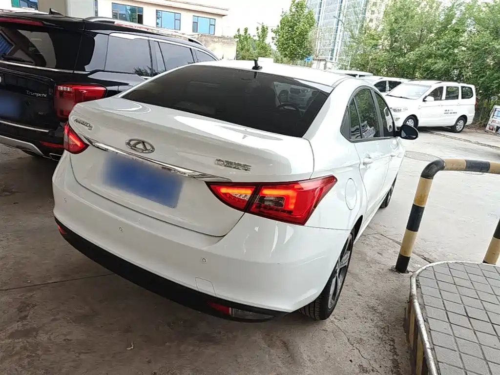 Arrizo 5 艾瑞泽5 2019款 改款PRO 1.5 L 手动青春版 国VI