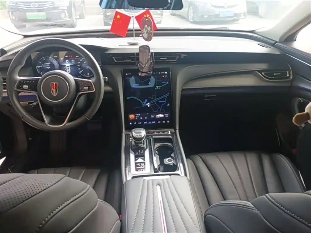Hongqi H5 2.0 T Auto Connected Flagship