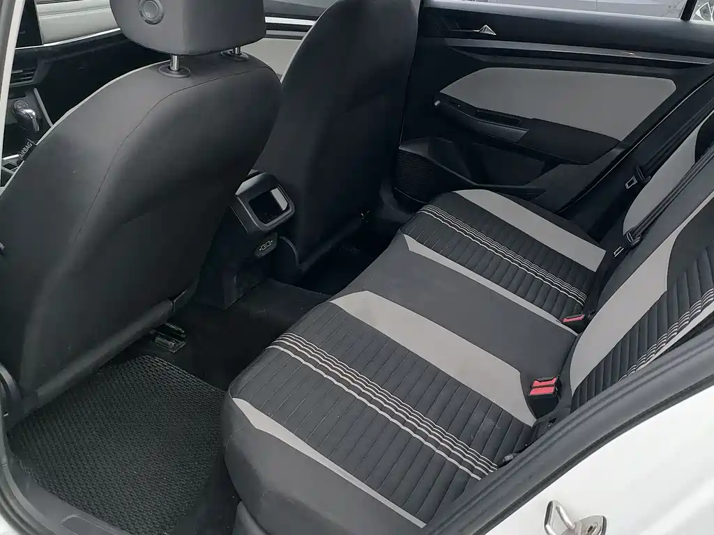 Bora 200 TSI DSG Joy Travel