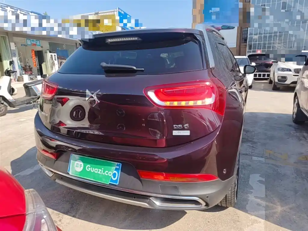 DS 6 1.6 T Luxury THP160