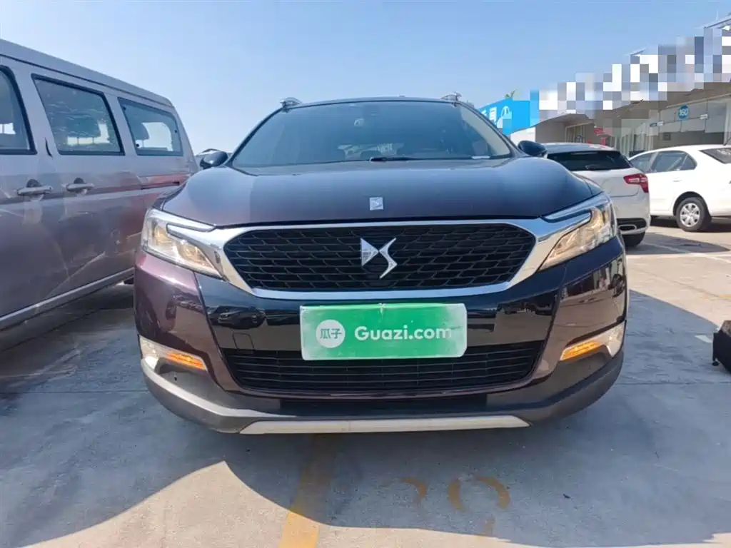 DS 6 1.6 T Luxury THP160