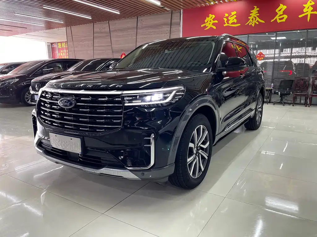 Explorer 2.3 T EcoBoost 4 WD Titanium 6-seat