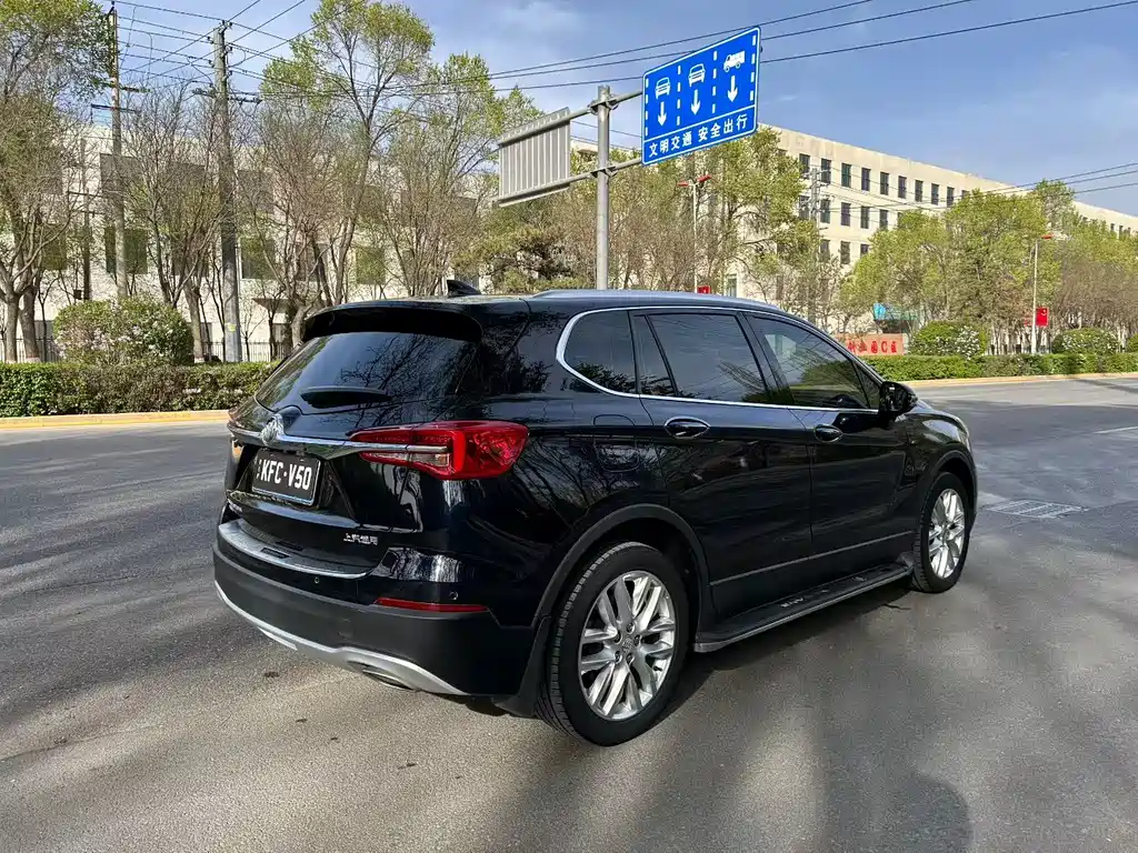 Envision Plus 28 T 4 WD Elite