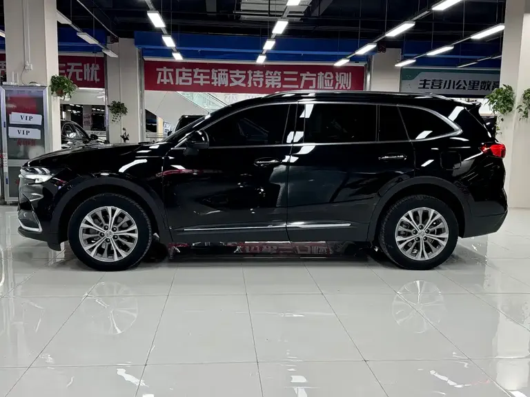 Buick Envision Plus Envision Plus 652 T 5-seat Luxury