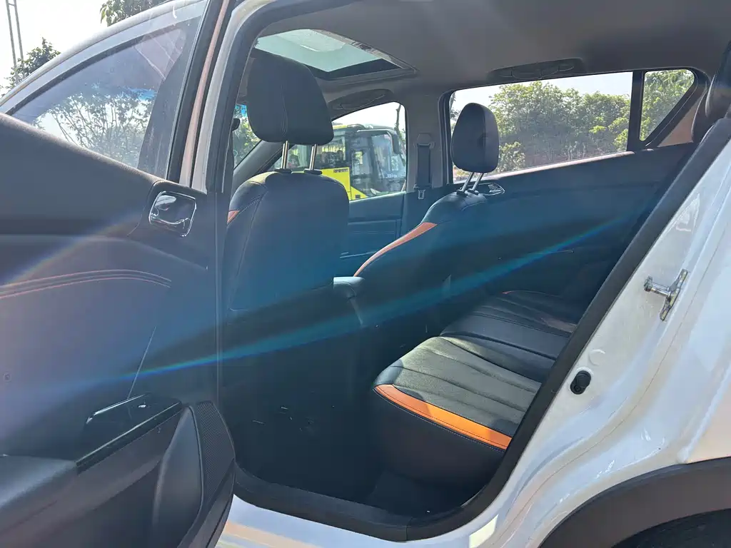 Baojun 310 1.2 L Manual Luxury