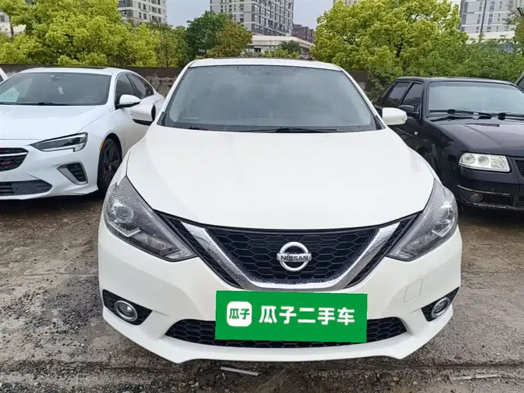 Sylphy 1.6 XV CVT Connected Premium CN-VI